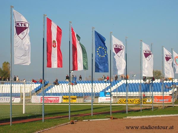 Széktói Stadion - Kecskemét