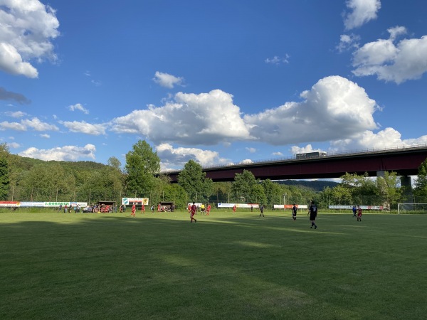 Sportanlage unter der Talbrücke - Pilsach