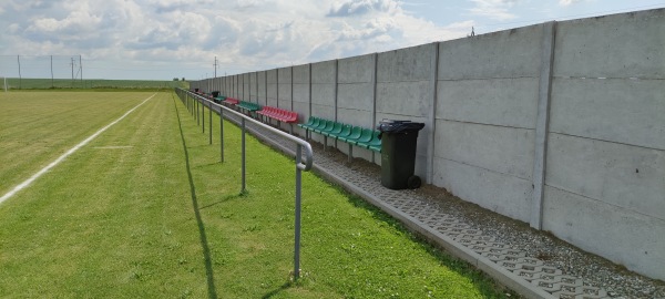 Boisko w Grobnikach - Grobniki