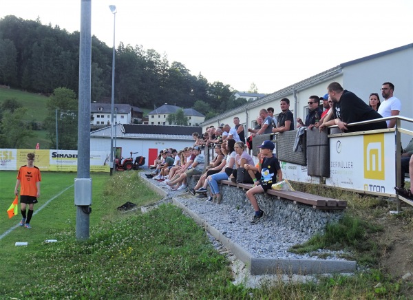 Sportanlage in den Waldhäusern - Helfenberg