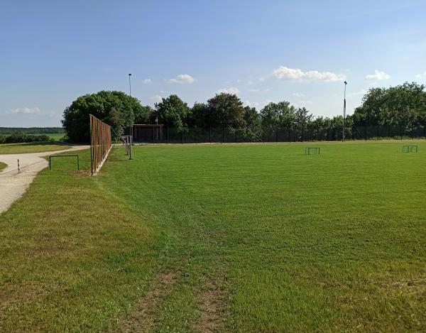 Sportanlage Am Reinberg Platz 2 - Harburg/Schwaben-Mauren