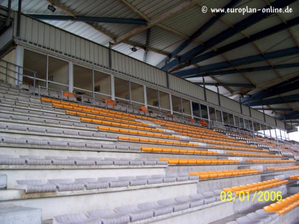 Stade Francis Le Basser - Laval