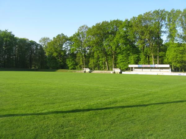 Hans-von-Deylen-Kampfbahn an der Midlers-Kaserne - Visselhövede