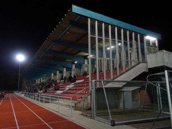 Stadion Am Hohen Busch - Viersen