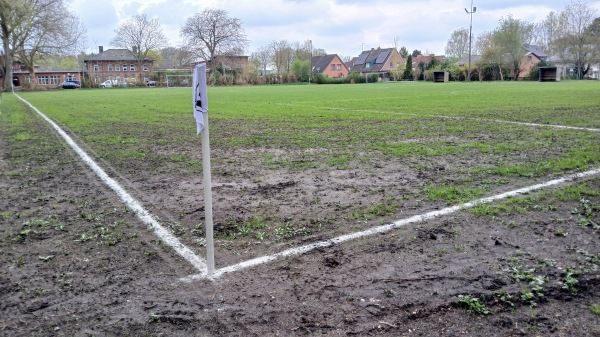 Sportplatz Jahnstraße - Emkendorf-Bokelholm