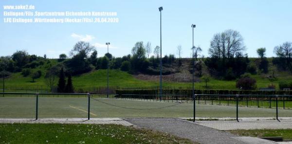Sportzentrum Eichenbach Platz 2 - Eislingen/Fils