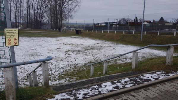 Sportanlage Hohe Straße Platz 2 - Münchenbernsdorf