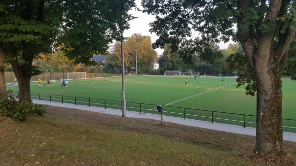 Bezirkssportanlage Hubertusburg Platz 2 - Essen/Ruhr-Huttrop