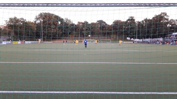 Sportanlage Apenrader Straße - Köln-Neuehrenfeld