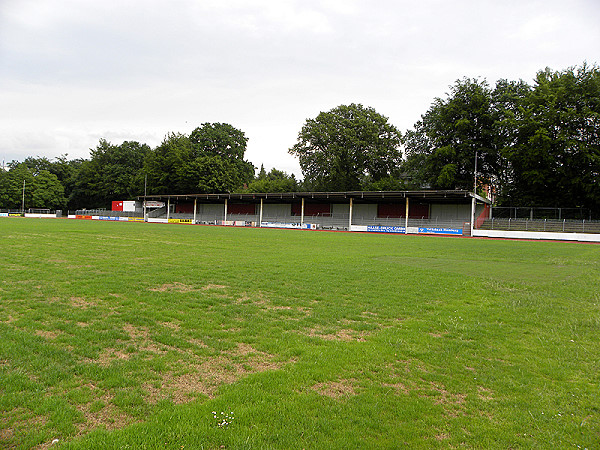 Jonny-Arfert-Sportplatz - Hamburg-Lurup
