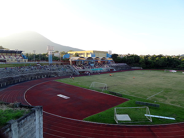 Estadio Universitario UES - San Salvador