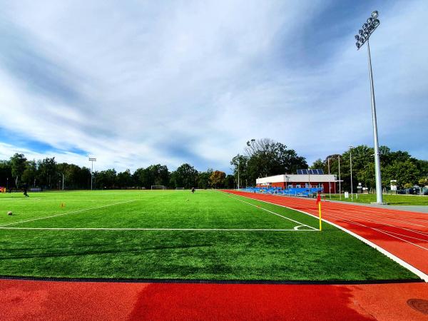 Stadion OSiR w Warszów - Warszów