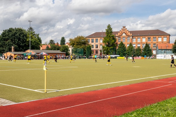 Sportplatz Hebbelstraße - Dresden-Cotta