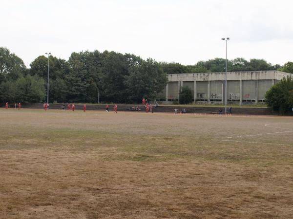 Sportanlage Querenburger Straße - Bochum-Wiemelhausen