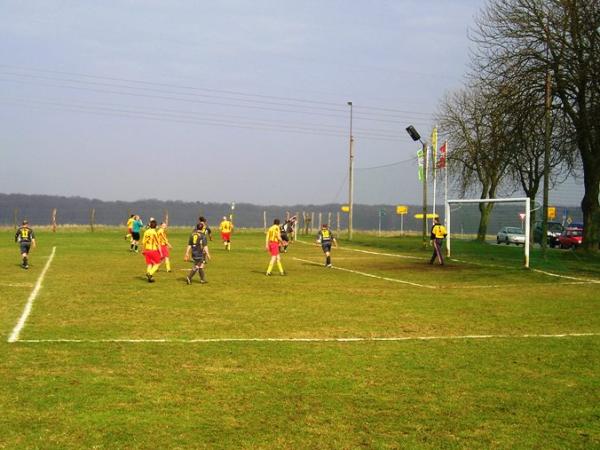 Sportplatz Vielist - Grabowhöfe-Vielist