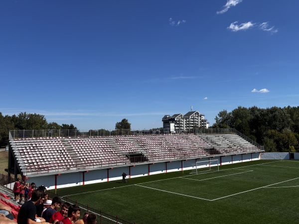 Stadion kraj Vašarišta - Obrenovac-Vašarište