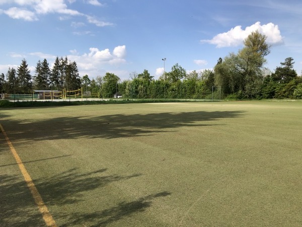 Gustav-Schickedanz-Stadion Nebenplatz 3 - Fürth/Mittelfranken-Oberfürberg