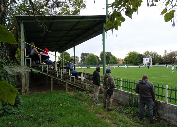 Futbalový štadión Juraja Szikoru - Tvrdošovce