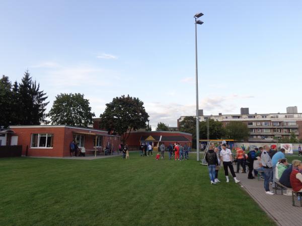 Sportplatz Kasernenbrink - Lübeck-St. Lorenz Nord