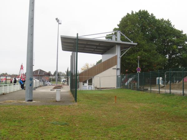 Stade Municipal Oberhoffen sur Moder - Oberhoffen sur Moder