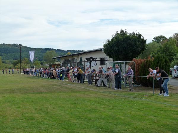 Sportplatz Dillheim - Ehringshausen-Dillheim