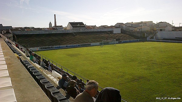Estádio Comendador Manuel de Oliveira Violas - Espinho