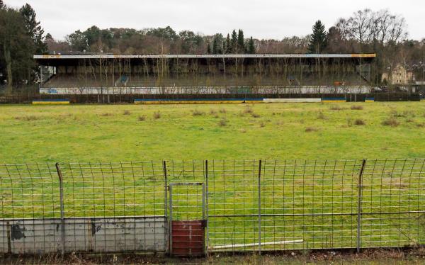 Stadion am Hermann-Löns-Weg - Solingen-Ohligs