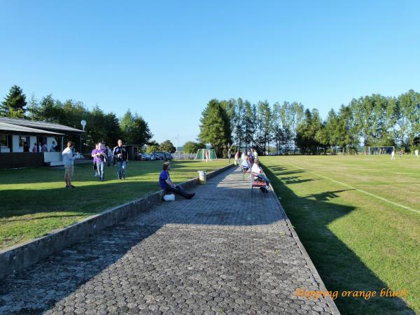 Sportanlage am Flugplatz - Eschenburg-Hirzenhain