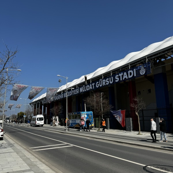İBB Silivri Müjdat Gürsu Stadı - Silivri