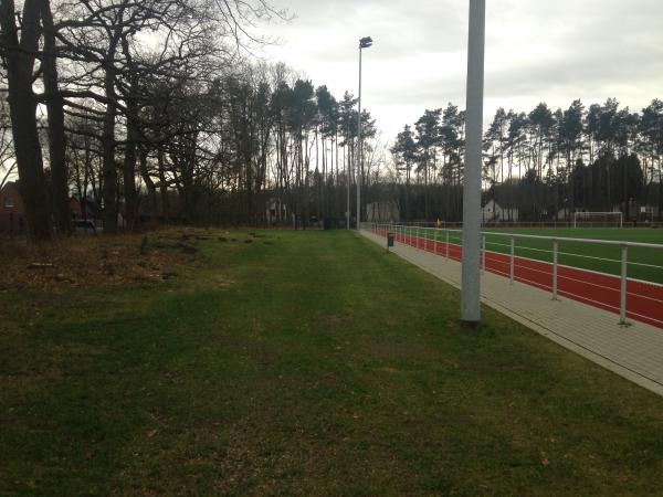 Wolfgang-Abbe-Stadion - Geesthacht-Grünhof