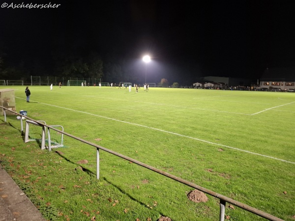 Sportanlage am Festplatz Platz 2 - Hasselroth-Gondsroth