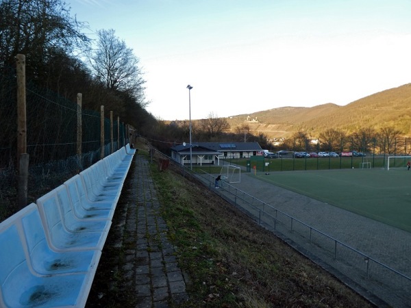 Alzbach-Stadion - Löf