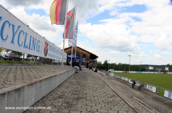 Auto-Weiß-Arena - Affing