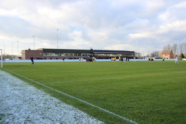 Stadion de Zavel - Wellen