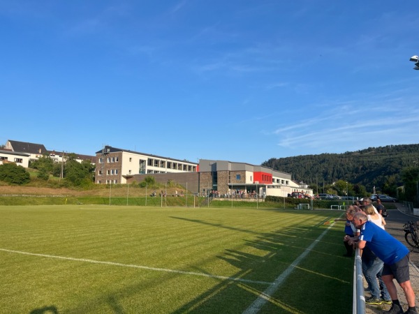 Sportplatz Serrig - Serrig