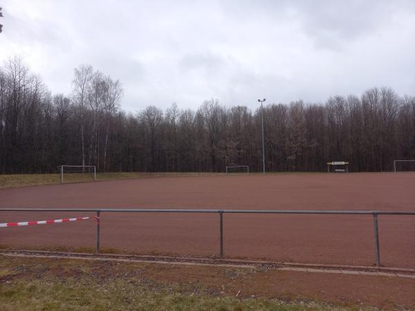 Sportplatz Waldstraße - Dreikirchen