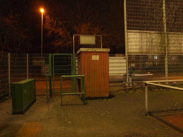 Hennes-Jeschke-Sportanlage Platz 2 - Duisburg-Marxloh