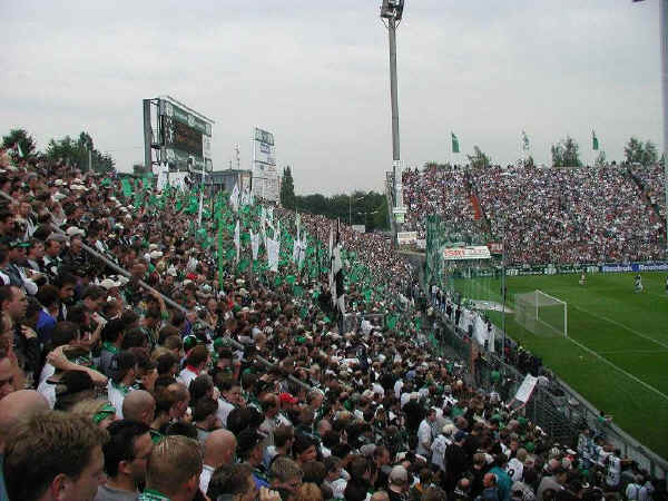 Bökelbergstadion - Mönchengladbach
