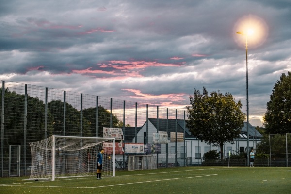 Sportanlage Ginsterweg - Frankfurt/Main-Frankfurter Berg