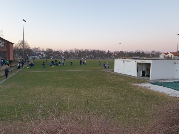 Schulsportplatz - Weisendorf