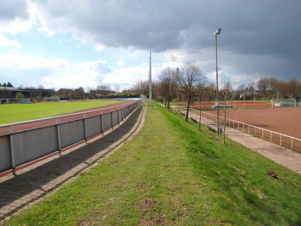 Stadion am Salzgittersee - Salzgitter-Lebenstedt-Bruchtmarsen