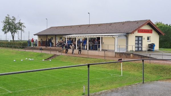 Sportplatz Karlshausen - Karlshausen