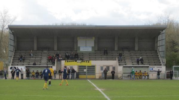 Stade Rue Denis Netgen - Schëffleng (Schifflange)