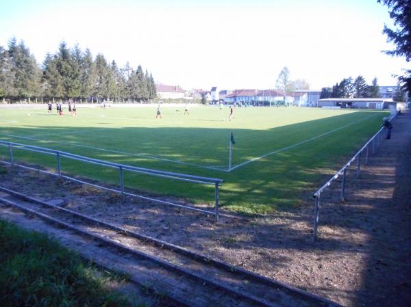Kohlfahrtstadion - Karlsdorf-Neuthard