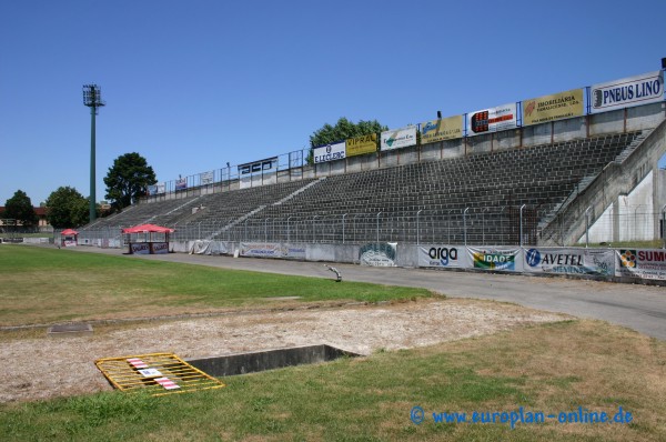 Estádio Municipal 22 de Junho - Vila Nova de Famalicão