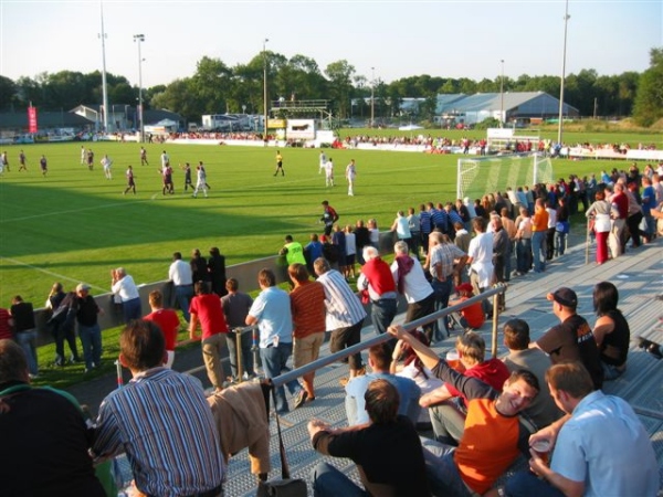 AXIANS Stadion Vor der Au - Schwanenstadt 