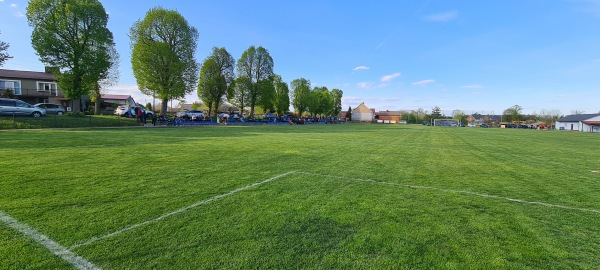 Boisko w Ołobok - Ołobok