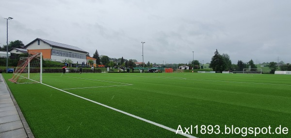 Sportplatz bei der Schule 2 - Betzigau