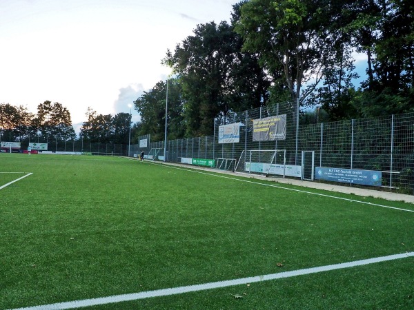 Sportzentrum Ost am Kleefeld - Lippstadt-Dedinghausen