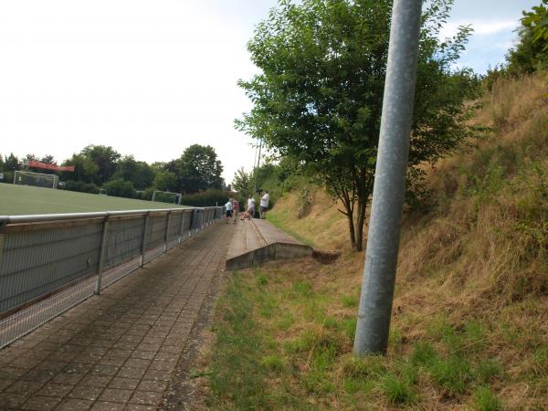 Hans-Klosterkamp-Sportplatz im Sportpark Reusrath - Langenfeld/Rheinland-Reusrath